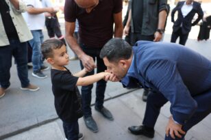 Başkan Arı’dan Festival Kapsamında Kabak Çekirdeği Hediyesi