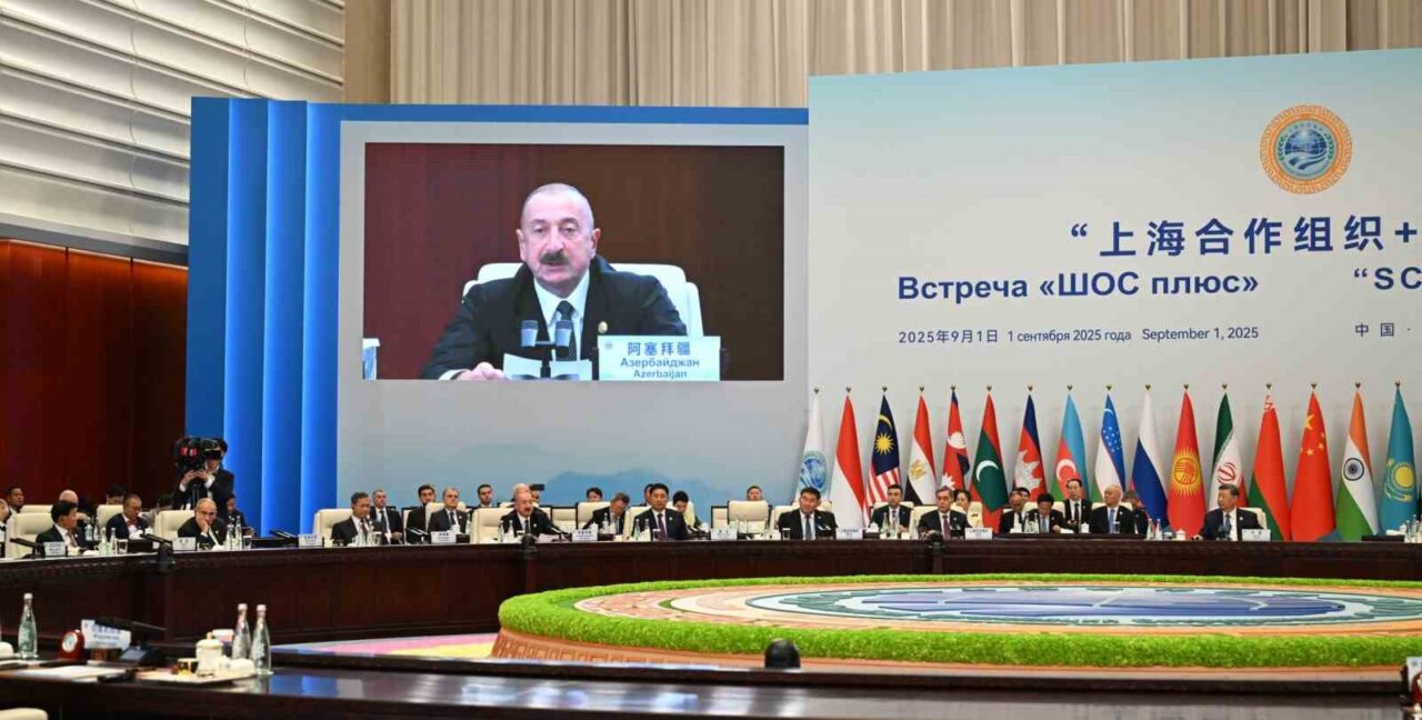 Aliyev: “Yakın gelecekte Zengezur Koridoru, hem Orta Koridor’un hem de Kuzey-Güney Koridoru’nun bir sonraki önemli bölümü haline gelecek”