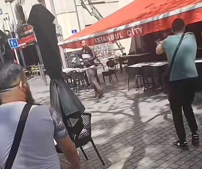 Fransa’da bıçaklı saldırı: 4 yaralı