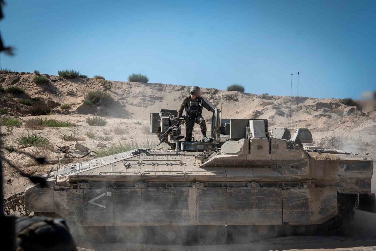 İsrail, Gazze Şehri’ne başlattığı kara harekatına ilişkin yeni görüntüler paylaştı