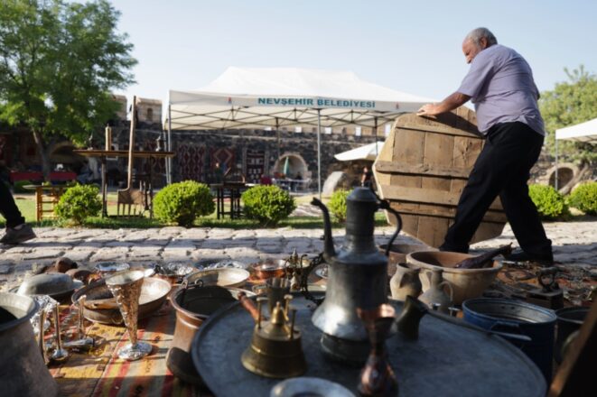 Antika ve Koleksiyon Meraklıları Tarihin Merkezinde Buluşuyor