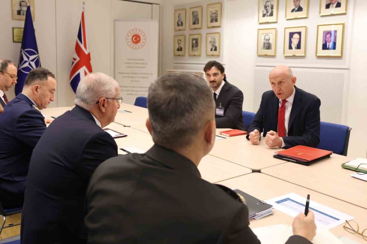 Bakan Güler, İngiltere Savunma Bakanı Healy ile görüştü