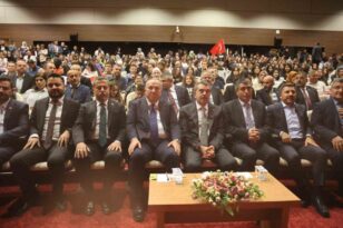 Bakan Tekin: “Gençlerimize vatan sevgisini sanatla göstermek istiyoruz”