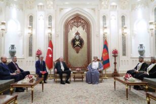 Cumhurbaşkanı Erdoğan, Umman Sultanı Al Said ile bir araya geldi