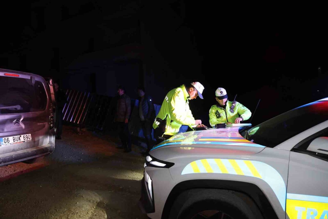 Dur ihtarına uymadı, çıkmaz sokakta yakalandı