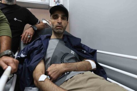 İsrail’in serbest bıraktığı Filistinli mahkum: “Yeryüzünde bizim katlandıklarımıza katlanabilecek bir insan yok”