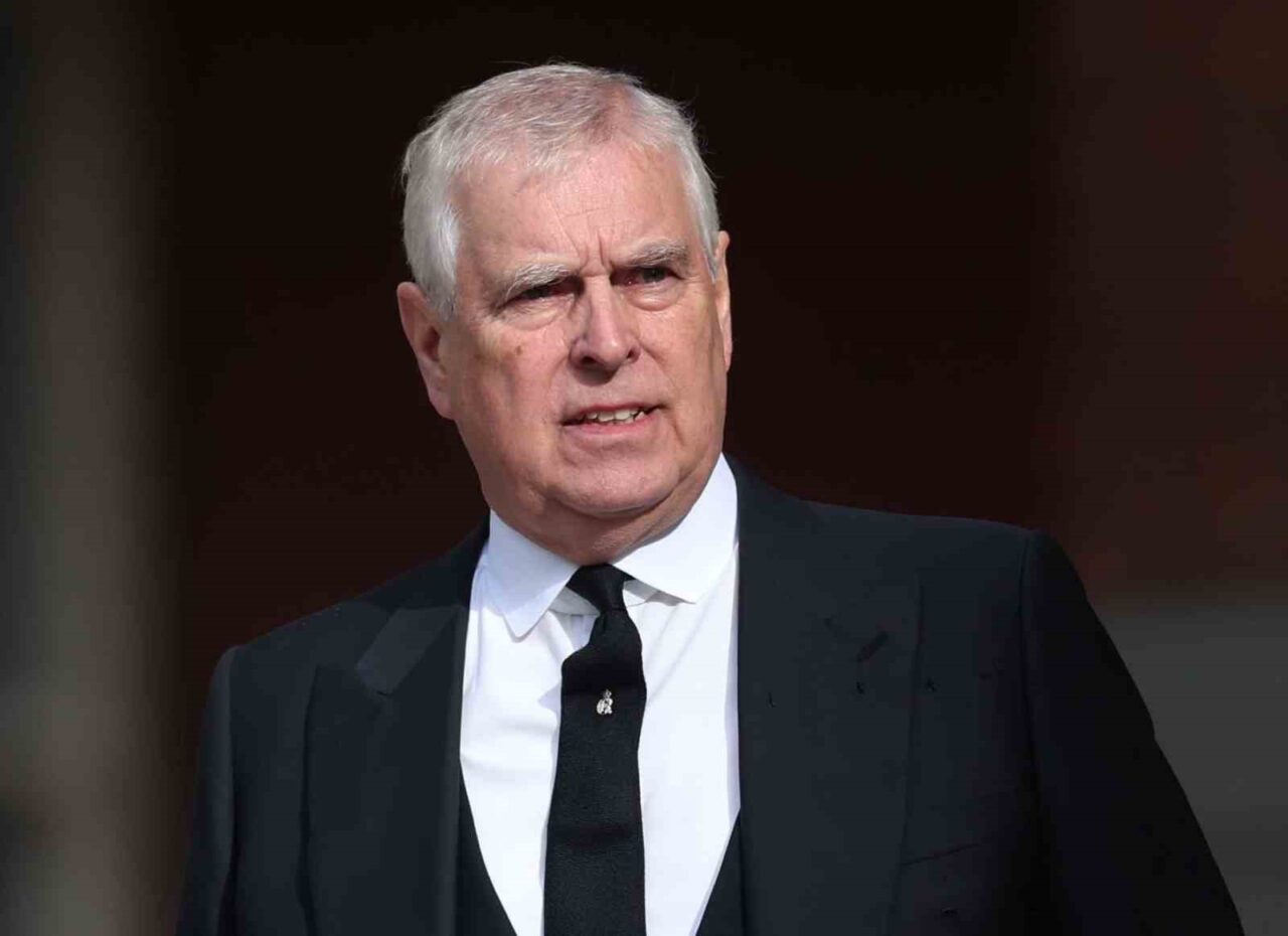 Prens Andrew, “York Dükü” unvanından feragat etti