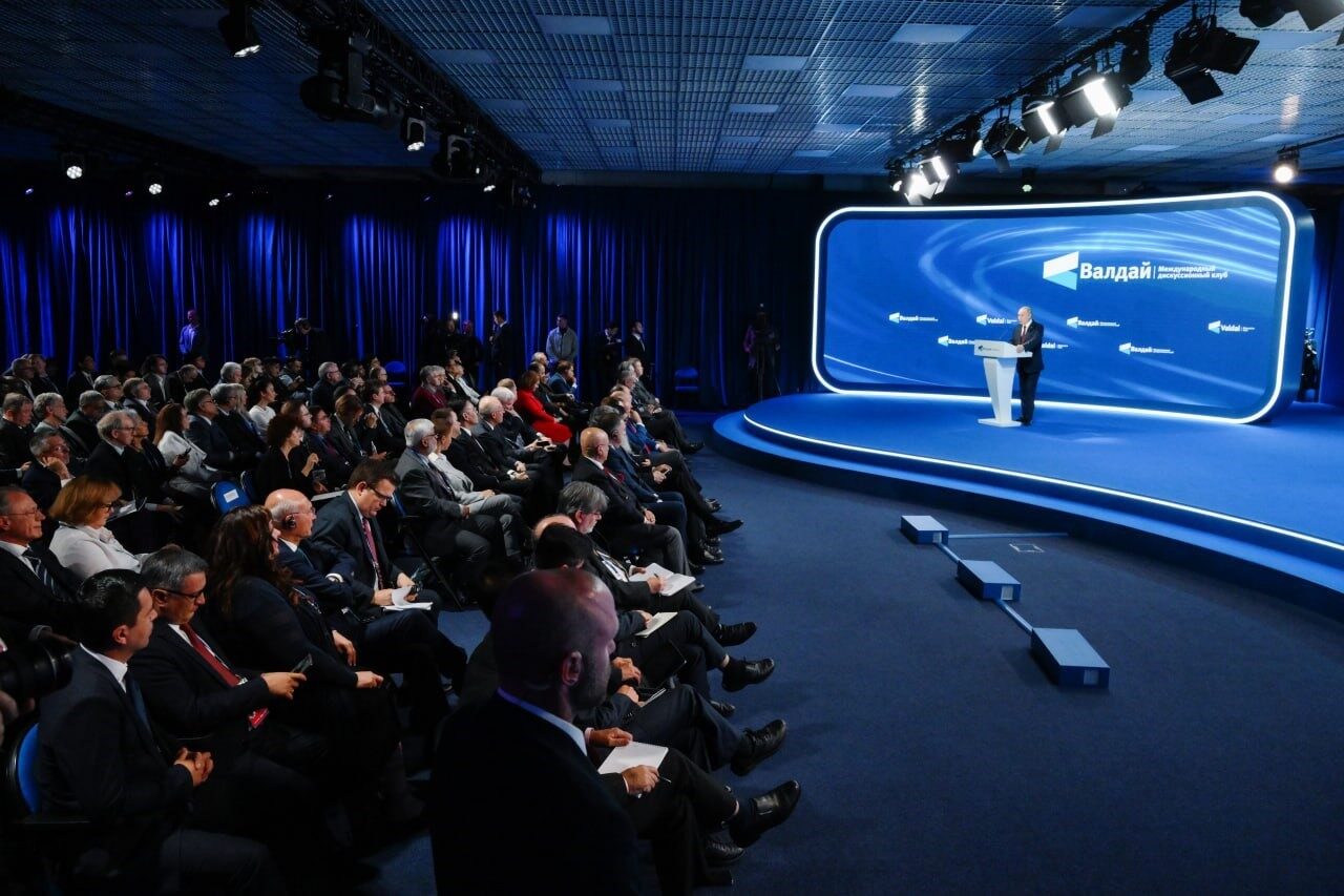 Putin: “Rusya, iki devletli çözüme katkı sağlayacaksa Trump’ın Gazze’ye ilişkin önerilerini desteklemeye hazır”