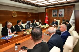 Nevşehir Dostlar Grubu, Feyzi Aygün ve AK Parti Yönetimini Ağırladı