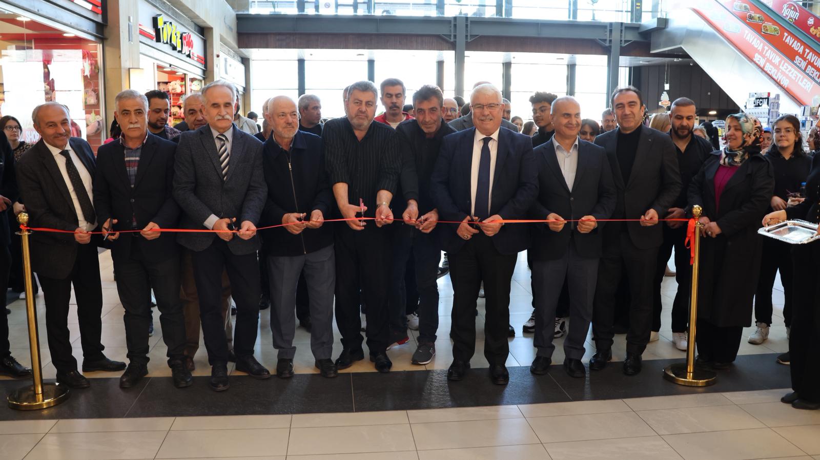 ‘Küller ve Taşlar’ Fotoğraf Sergisi Açıldı