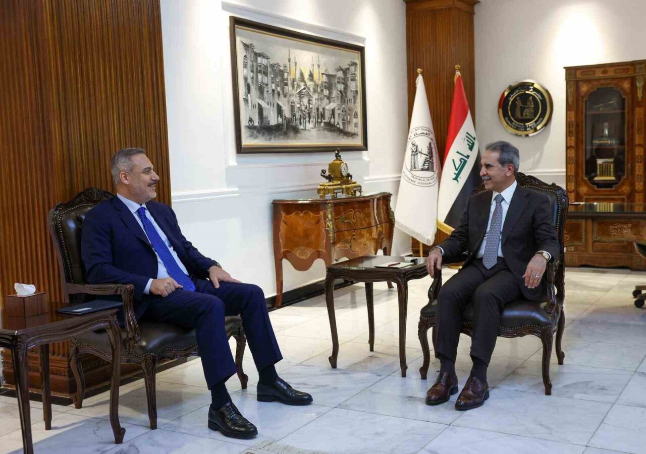 Bakan Fidan, Irak Yüksek Yargı Konseyi Başkanı Zeydan ile bir araya geldi