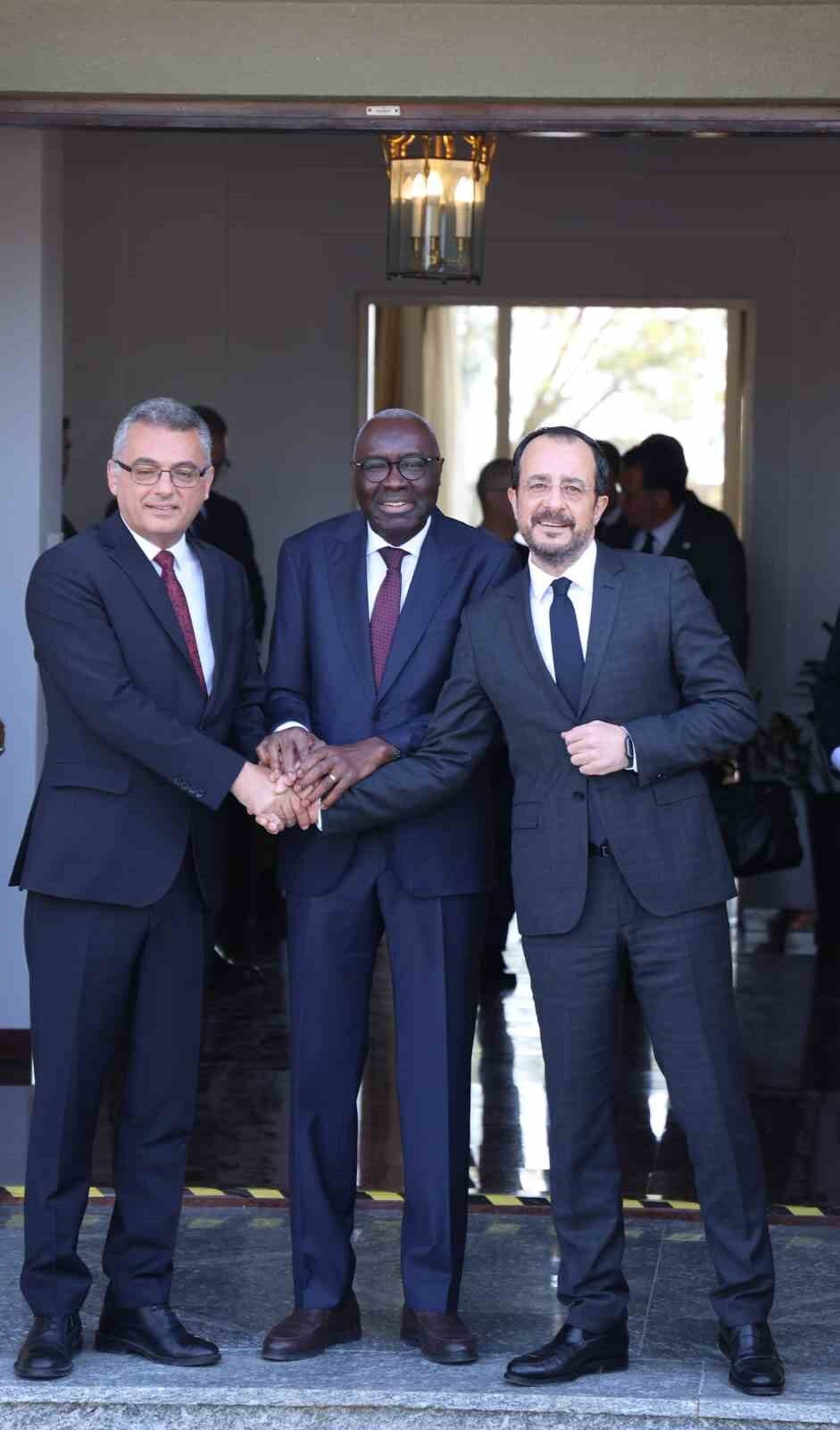 BM: “Kıbrıs liderleri bir sonraki gayriresmi toplantı için hazır”