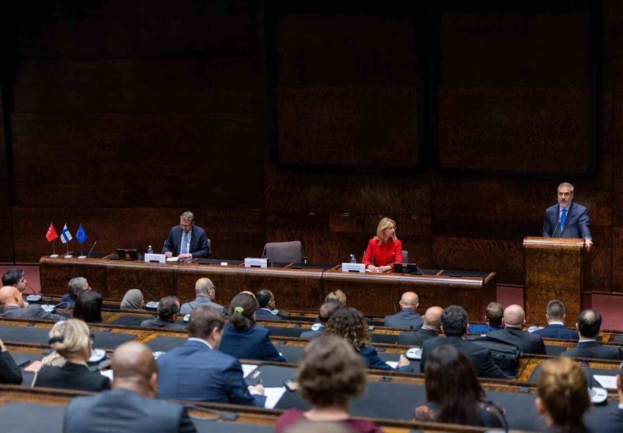 Dışişleri Bakanı Fidan, Finlandiya-Türkiye Parlamentolararası Dostluk Grubu’nun düzenlendiği toplantıda konuştu