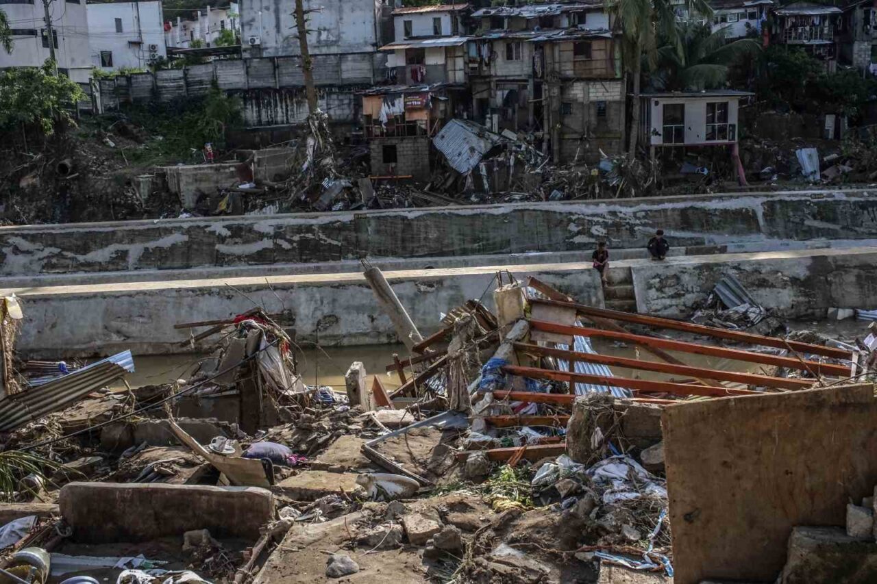 Filipinler’i vuran tayfunda can kaybı 85’e yükseldi