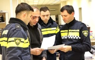 Gürcistan’da muhalefet lideri Elisaşvili, mahkeme binasına kundaklama girişiminden gözaltına alındı