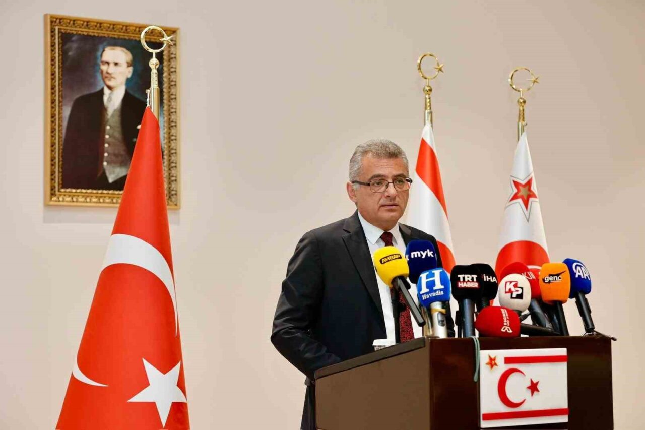 KKTC Cumhurbaşkanı Erhürman, Kıbrıs’ta çözüm atmosferi için 10 maddelik öneri sundu