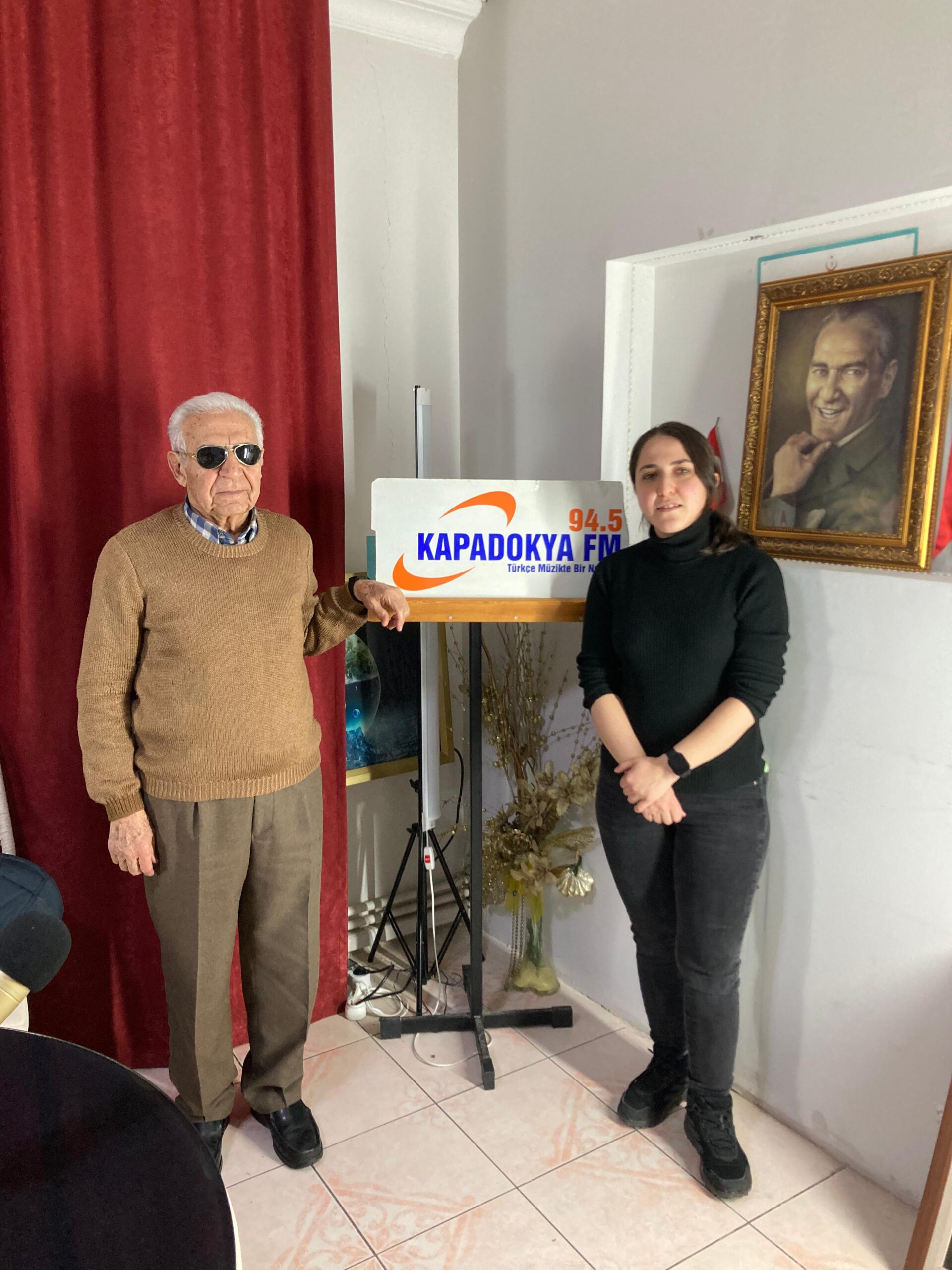 **Aile ve Sosyal Hizmetler İl Müdürlüğü Hizmetleri Kapadokya FM’de Dinleyicilerle Buluştu**