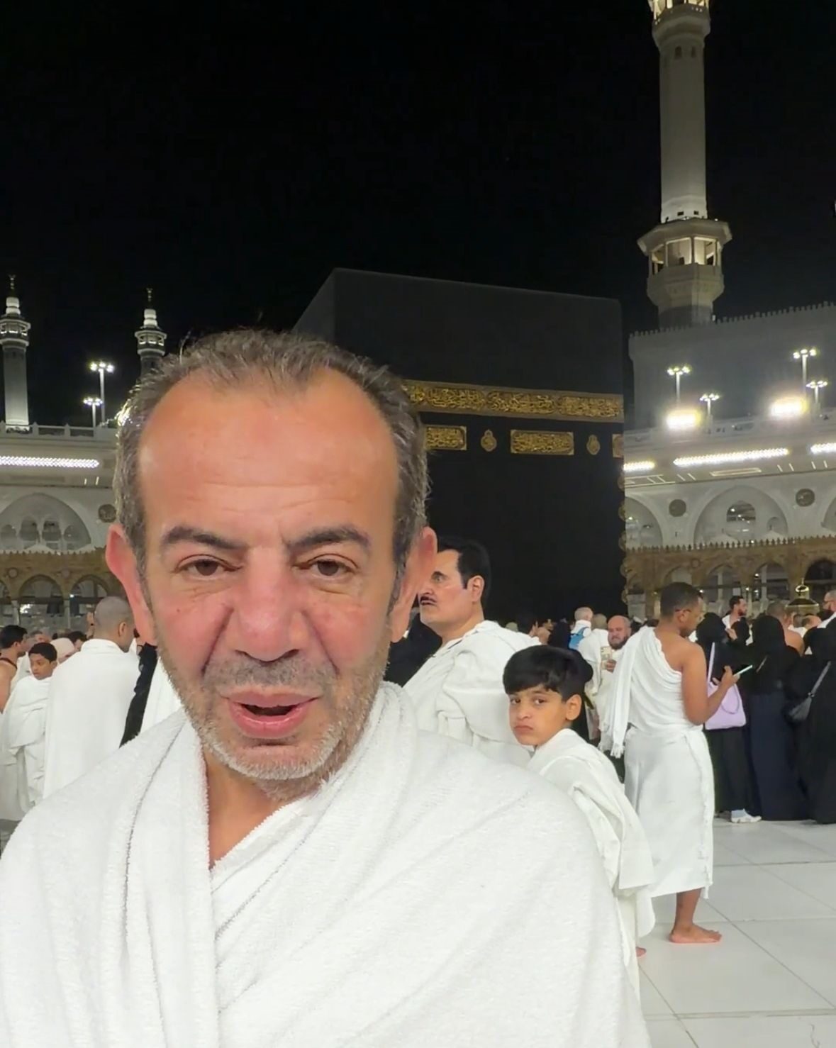 Bolu Belediye Başkanı Özcan, Kabe’den video mesaj paylaştı: “Huzur buldum”