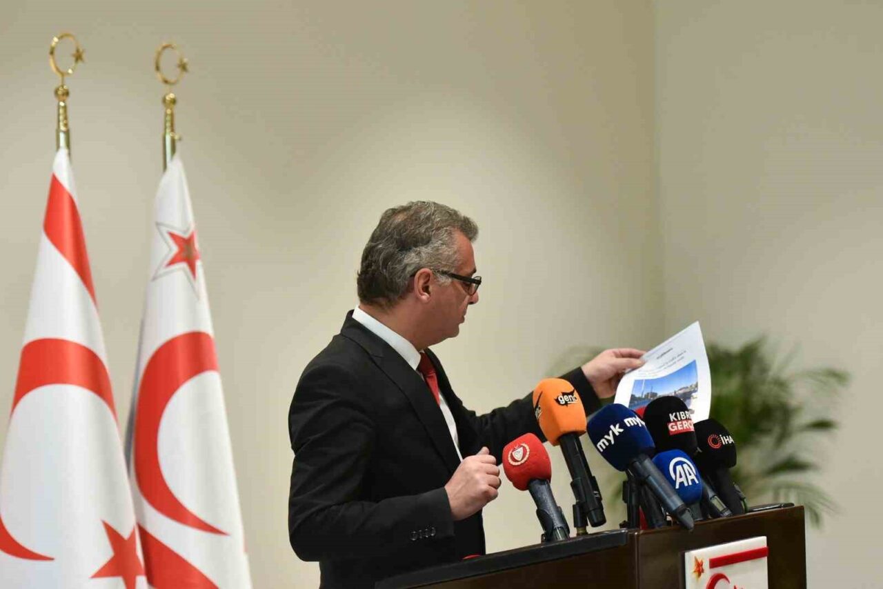 Erhürman: “Holguin Cuellar ile görüşme verimli geçti”