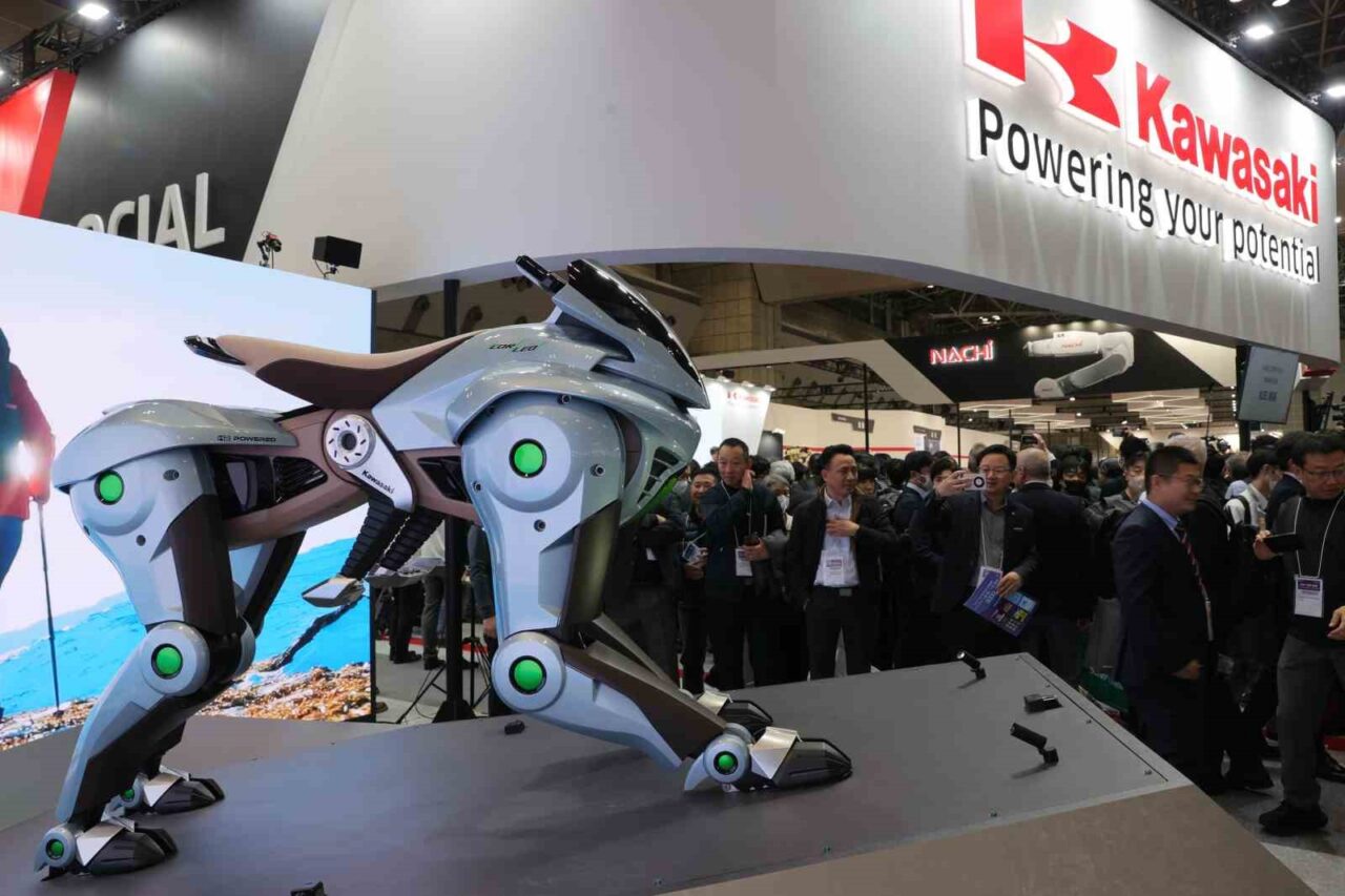 Japonya’da robottan Türkiye’ye “lokumlu” selam