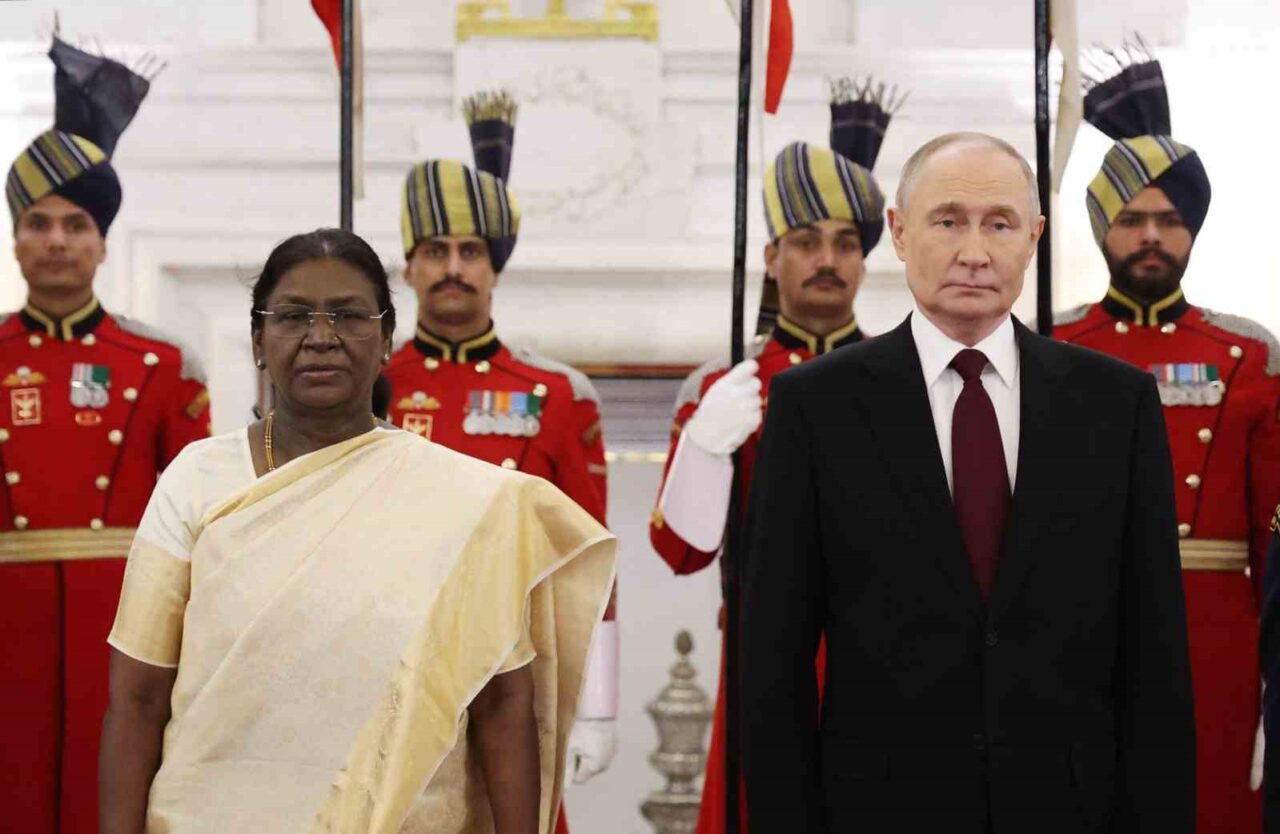 Putin: “(Rusya-Hindistan ilişkileri) Birlikte yol alıyoruz, birlikte büyüyoruz”