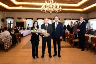 Valimiz Sayın Ali Fidan; 10 Ocak Çalışan Gazeteciler Günü münasebetiyle ilimizde faaliyet gösteren yerel ve ulusal basın mensupları ile kahvaltı programında bir araya geldi.