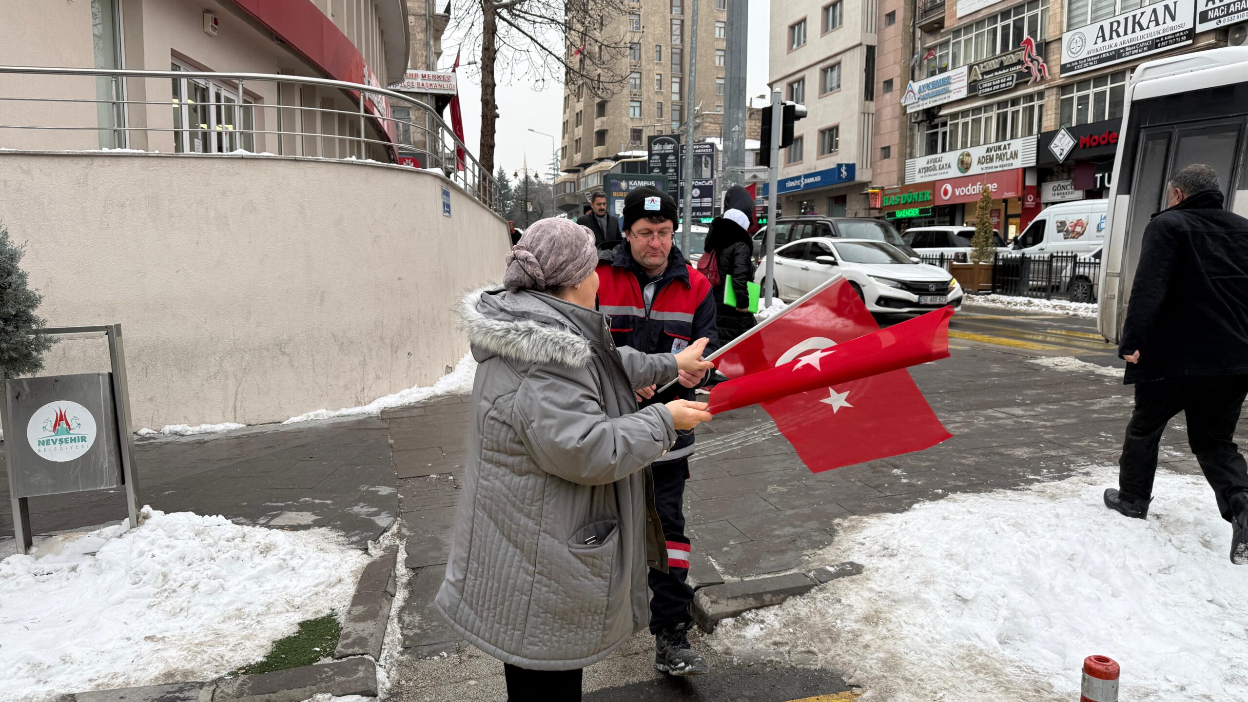 Nevşehir’de Sokaklar Türk Bayrakları İle Donatıldı