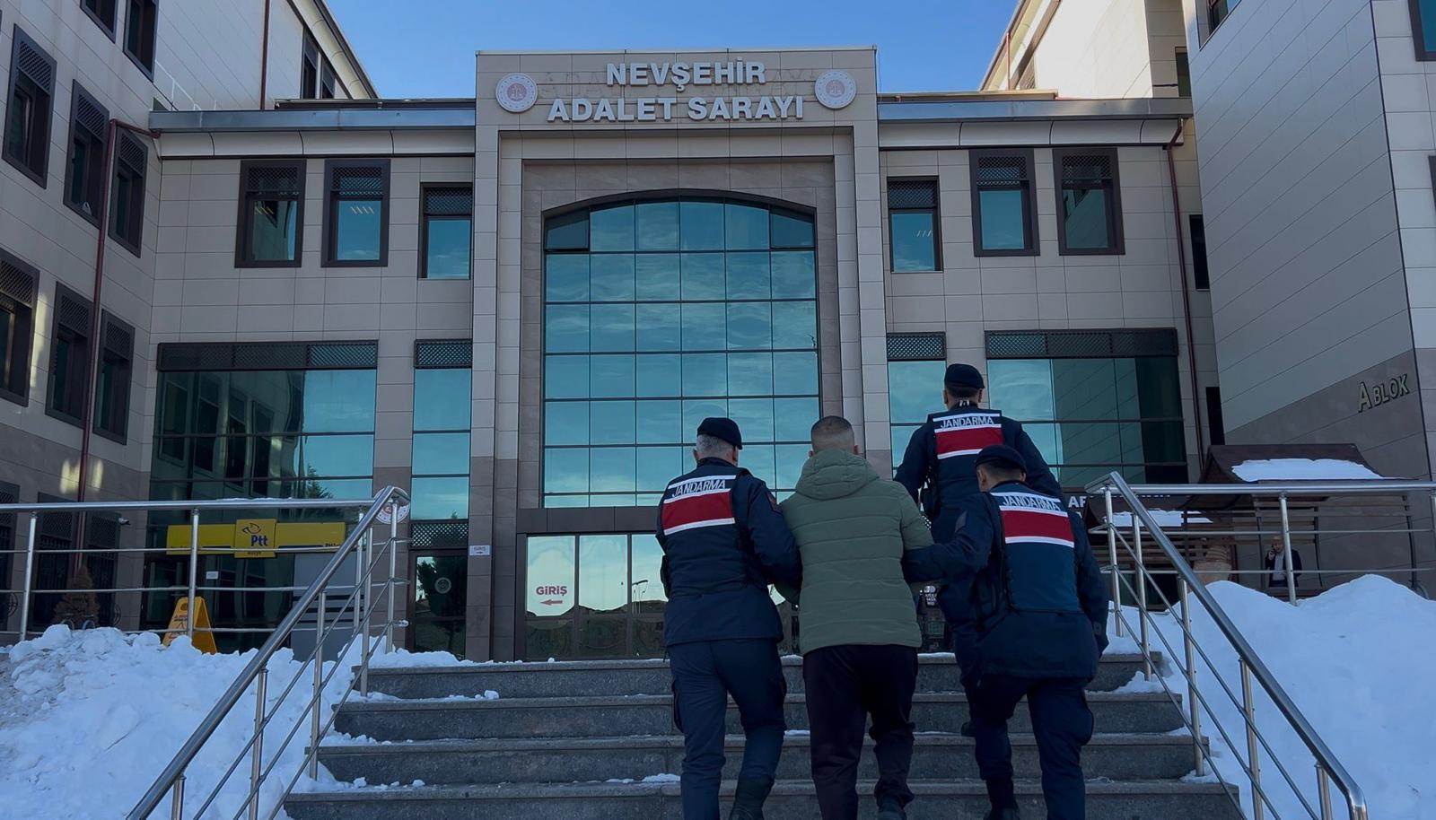 “Nevşehir’de Aranan Şahıs Jandarma Ekiplerince Yakalandı”