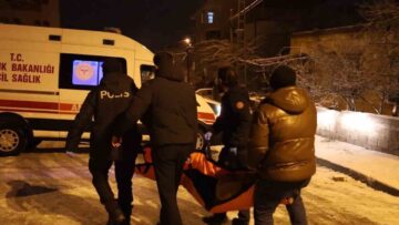 Açık bırakılan ocaktan sızan gaz bir kişi zehirlendi