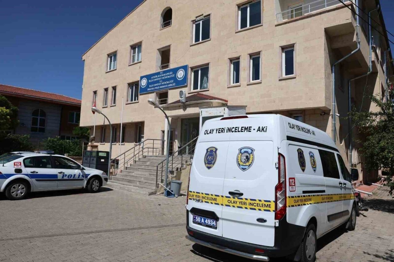 Misafirliğe giden ailenin evdeki altınları çalındı