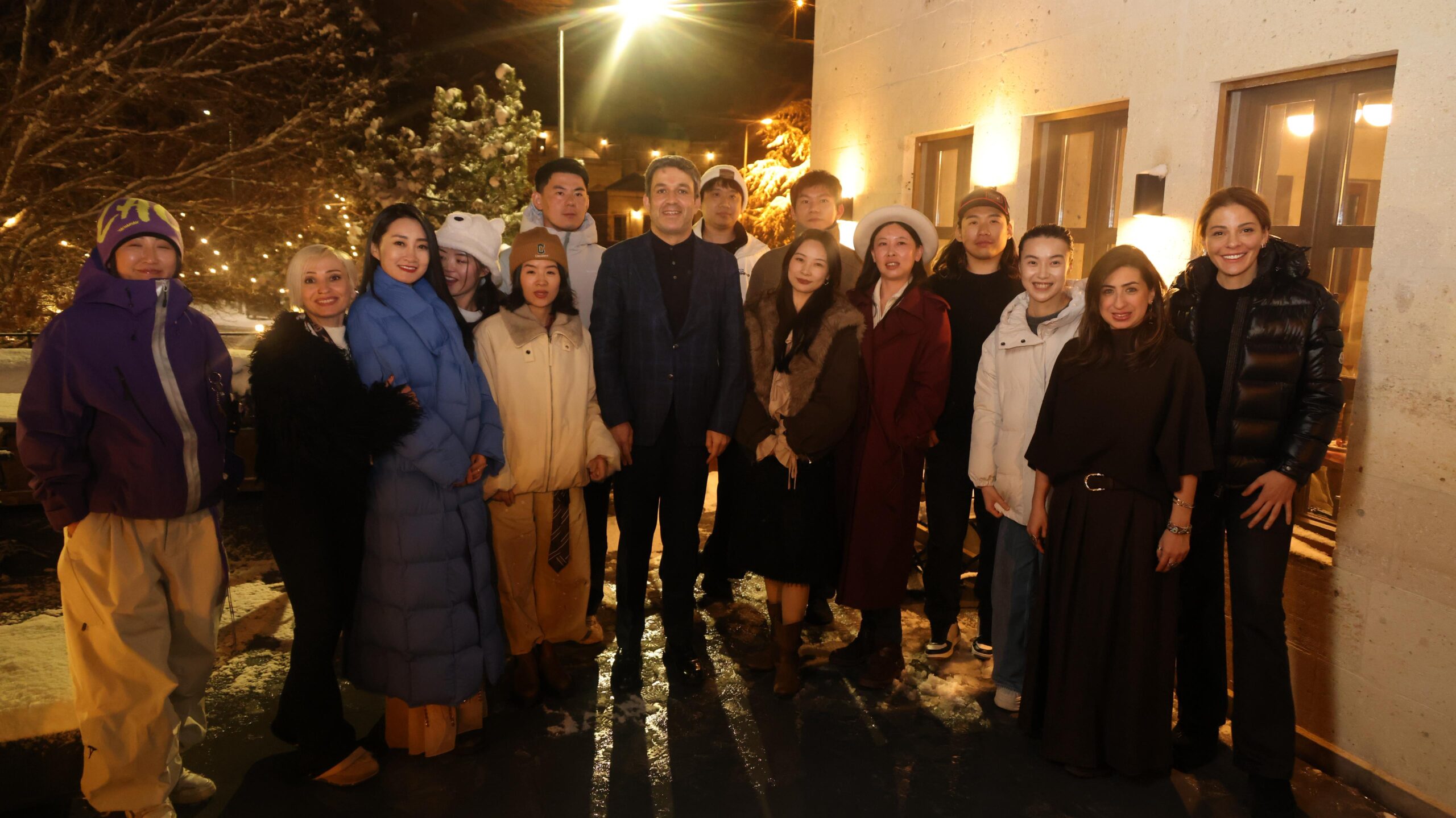 Kapadokya Alan Başkanı Aslanbay, Çinli influencerlarla bir araya geldi