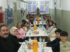 Alacaşar Şehit İdris Aksöz İmam Hatip Ortaokulu ve Çat İlkokulu’nda Birlik ve Kardeşlik İftarı