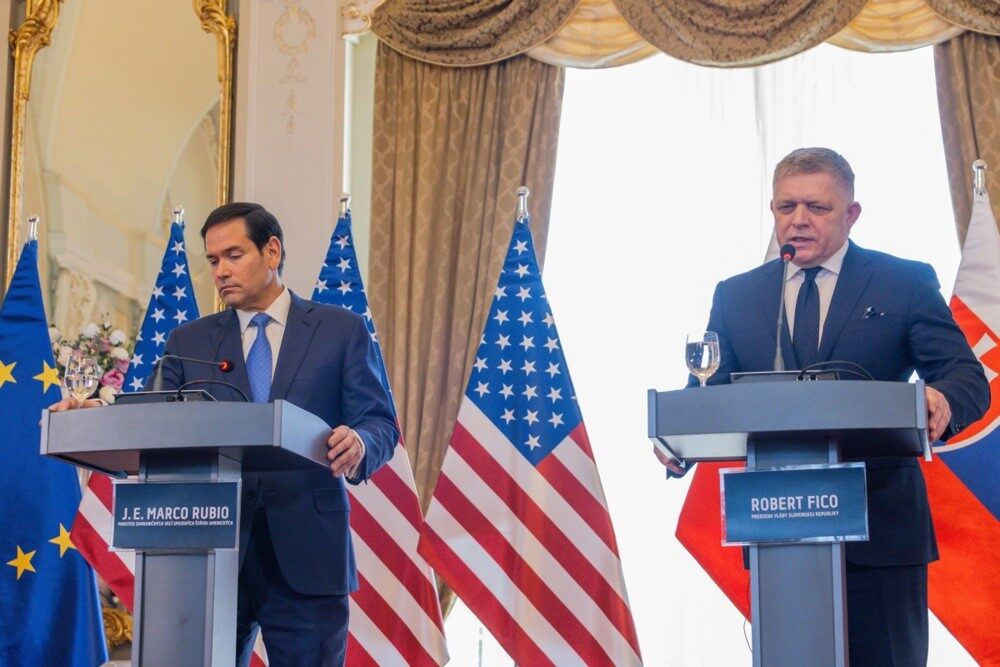 Slovakya Başbakanı Fico: “(Ukrayna-Rusya Savaşı) İstanbul’da masada bir anlaşma hazırdı ve savaş bitebilirdi, fakat bazı Batılı siyasetçiler oraya gidip ‘Bunu yapamazsınız’ dediler”