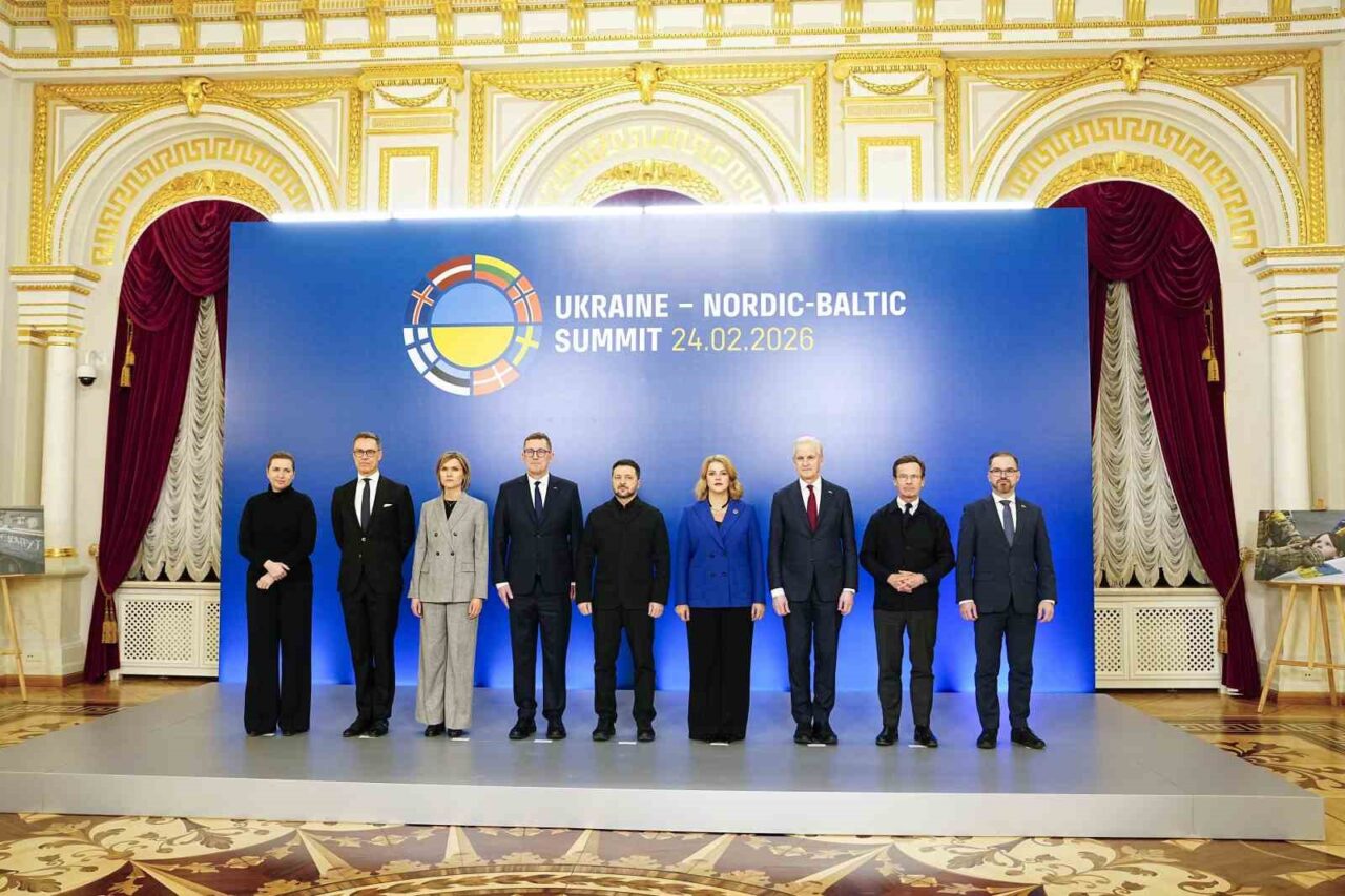 Ukrayna Devlet Başkanı Zelenskiy: “(Rusya ile müzakereler) Sadece bir başlıkta ilerleme sağlandı ama yine de ilerleme oldu”