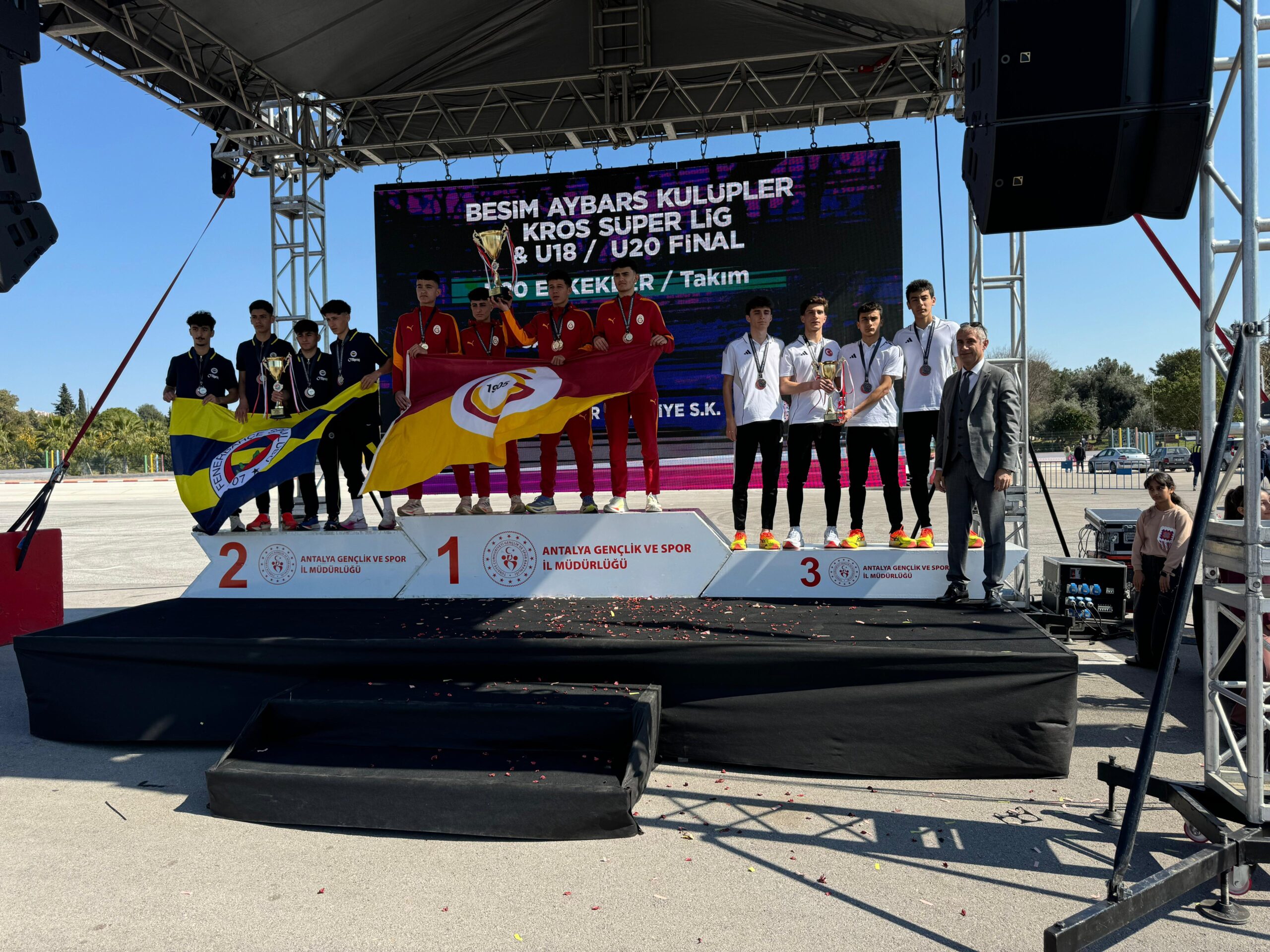 Nevşehir Belediyesi TÜRKİYE Kürsüsünde