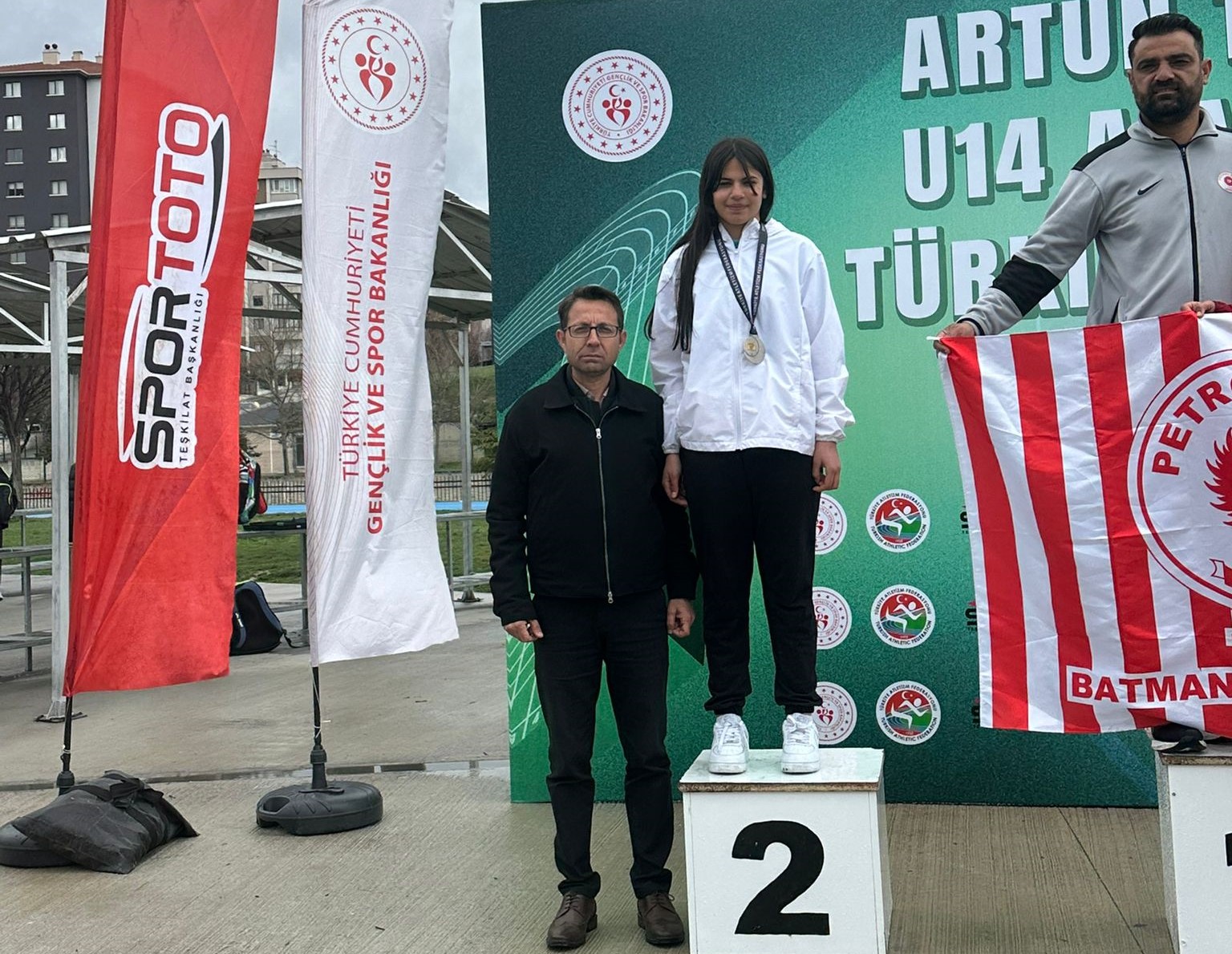 Çocuklarımızın Yaşları Küçük Ama Yürekleri Kocaman