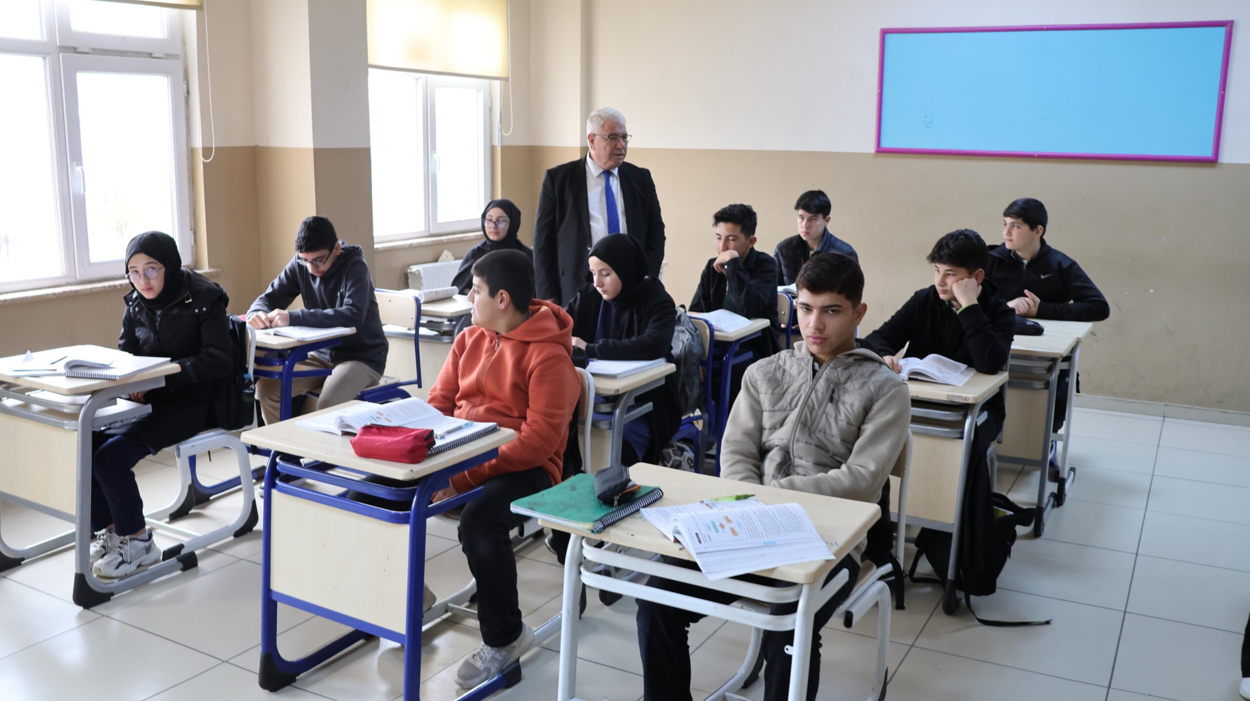 İl Millî Eğitim Müdürü Yusuf Yazıcı’dan Acıgöl Anadolu İmam Hatip Lisesine Ziyaret