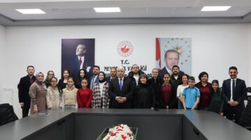 Çanakkale Ruhu Genç Yeteneklerle Yaşatıldı: Resim, Şiir ve Hikâye Yarışmalarında Ödüller Sahiplerini Buldu