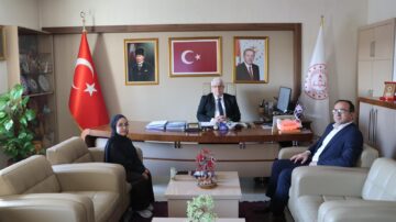 **Ürgüp Tesan Fen Lisesi Öğrencisi Hayrunnisa Özgümüş, Dede Korkut Öykü Yarışması’nda İl Birincisi Oldu**