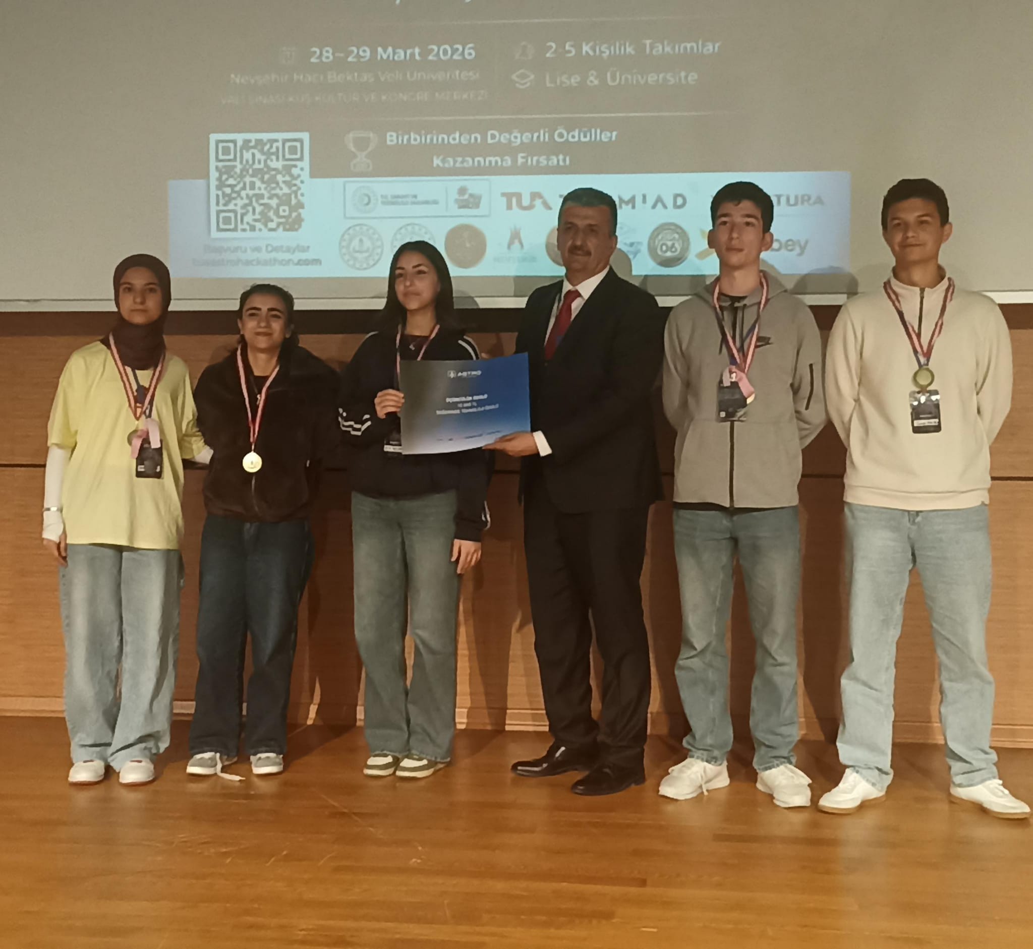 Çocuklarımızın Yaşları Küçük Ama Yürekleri Kocaman