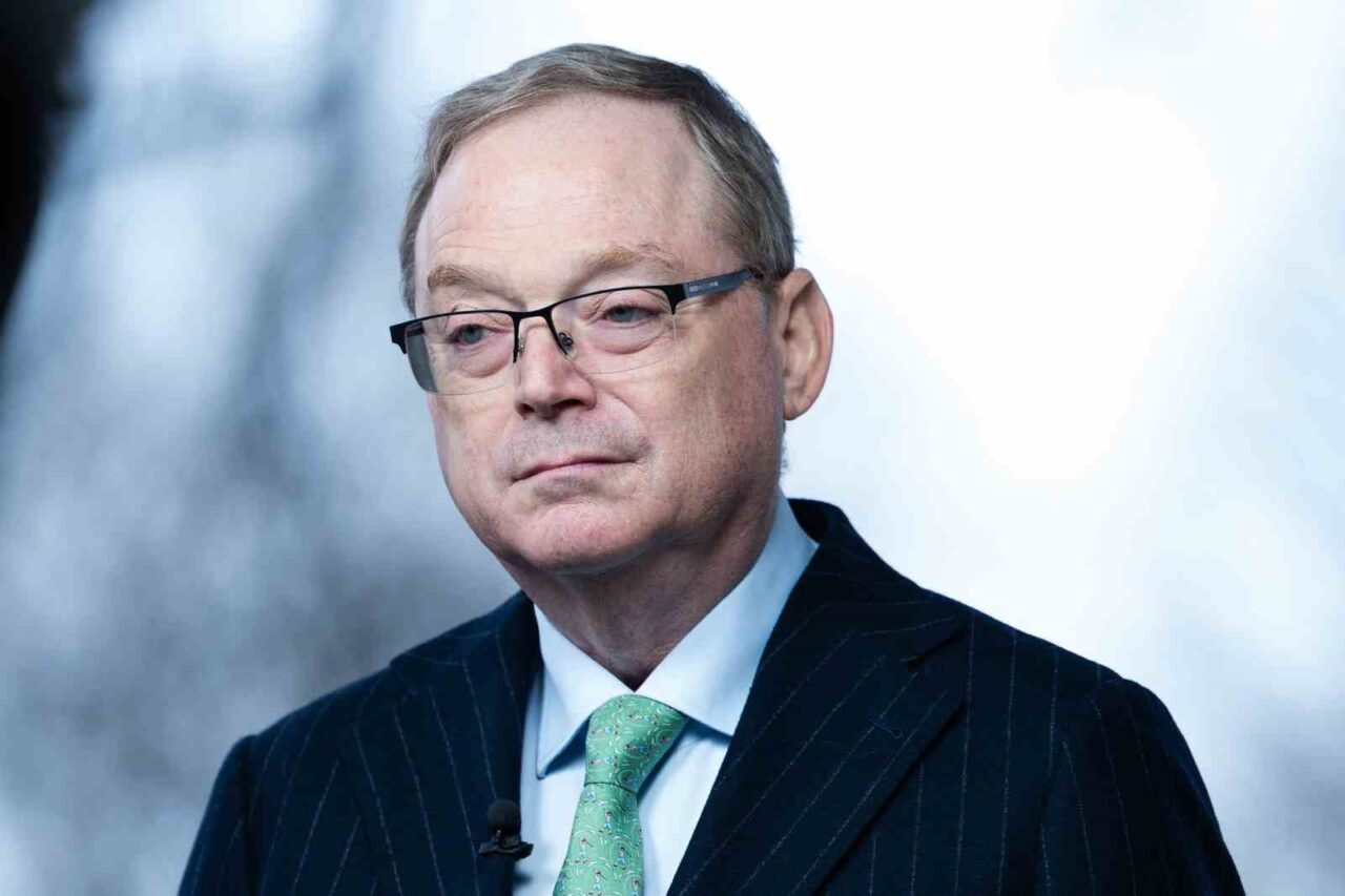 Beyaz Saray Ekonomi Konseyi Direktörü: “Petrol tankerleri Hürmüz Boğazı’ndan geçmeye başladı”