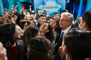 Kazakistan’da seçmenin yüzde 88’i yeni Anayasa’ya “evet” dedi