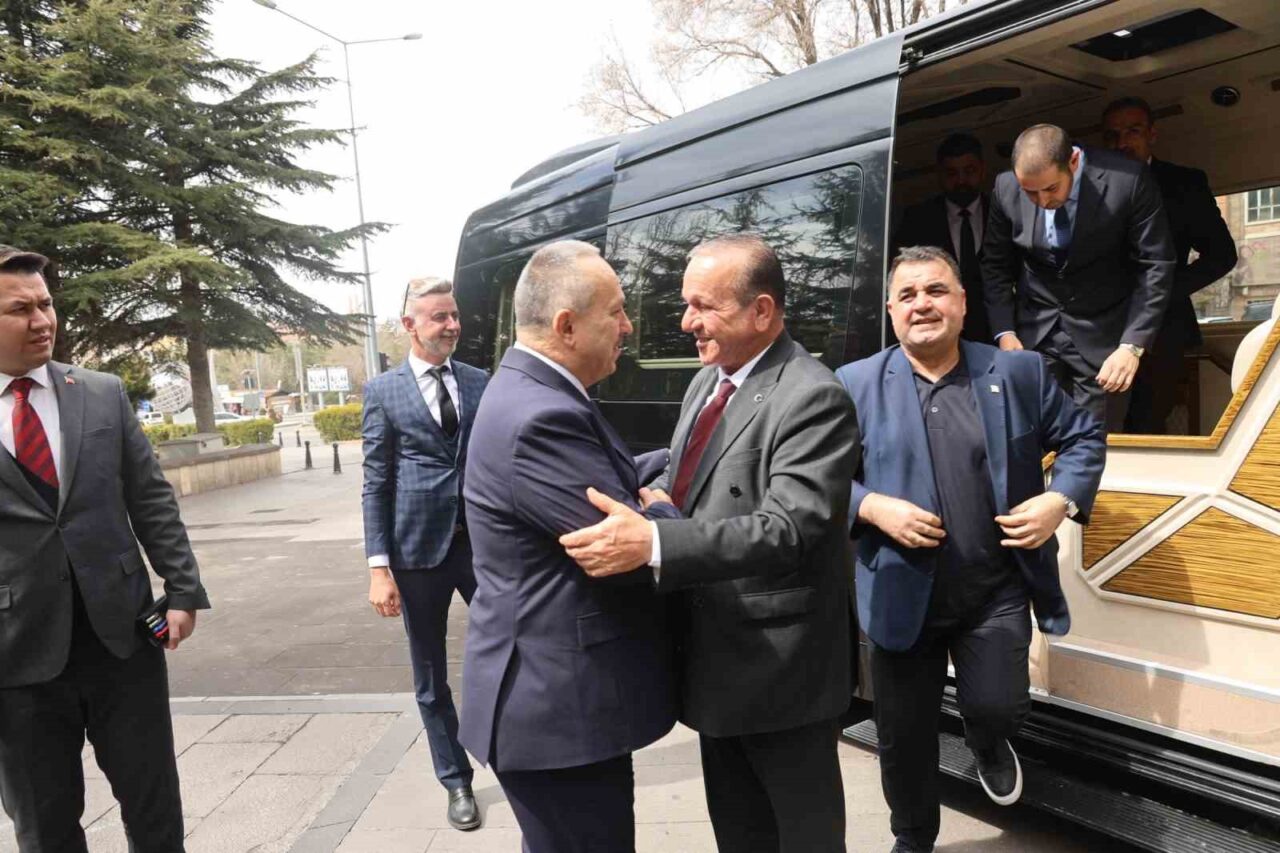 KKTC Başbakan Yardımcısı Ataoğlu: “Farklı ülkelere gitmek yerine kendi adamızı ziyaret edin”