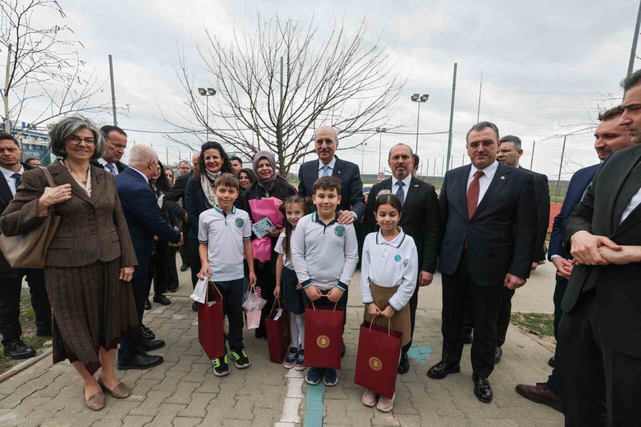 TBMM Başkanı Kurtulmuş: “Türkiye olarak barışın, istikrarın, huzurun ve insani değerlerin yanında olduk, olmaya devam edeceğiz”