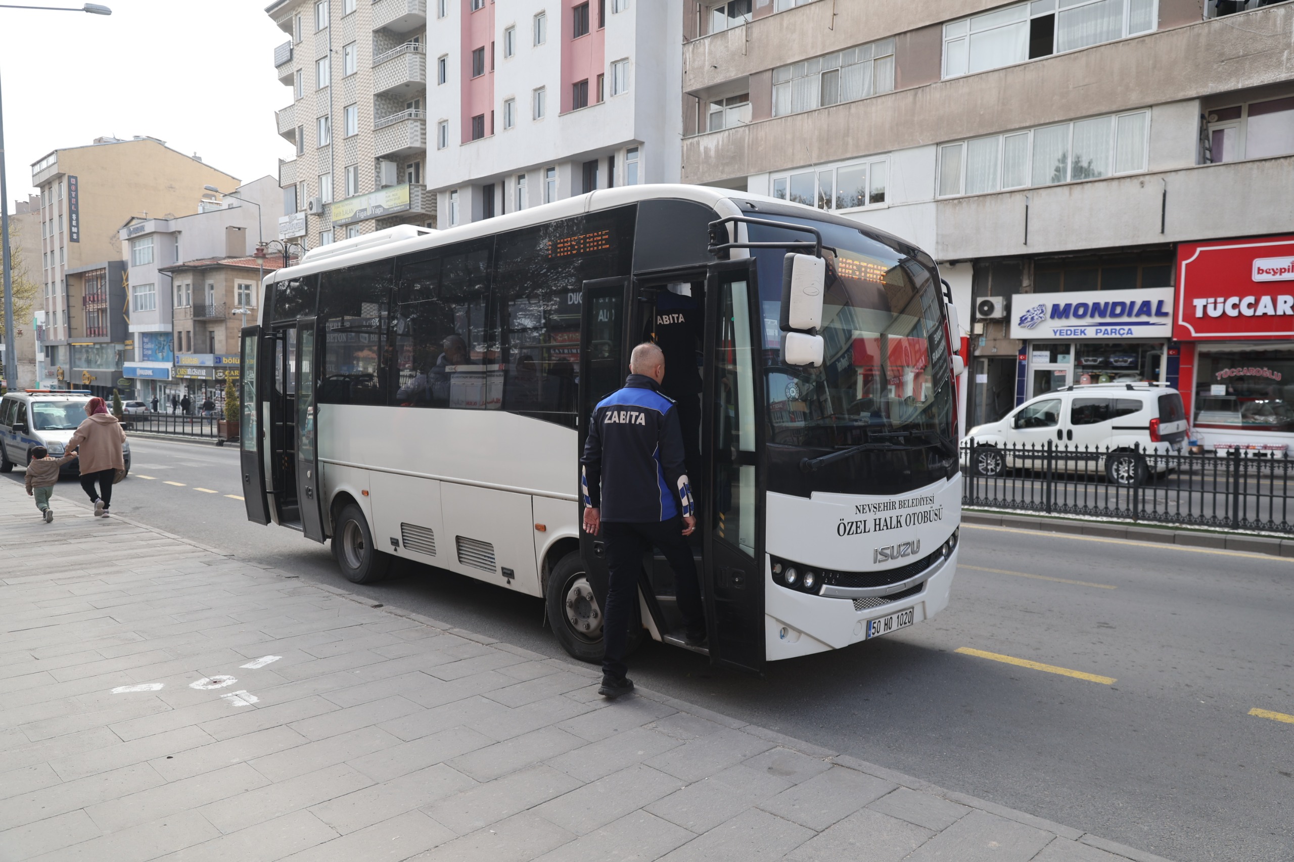 Halk Otobüslerine Yönelik Denetimler ve Kontroller Yapılıyor