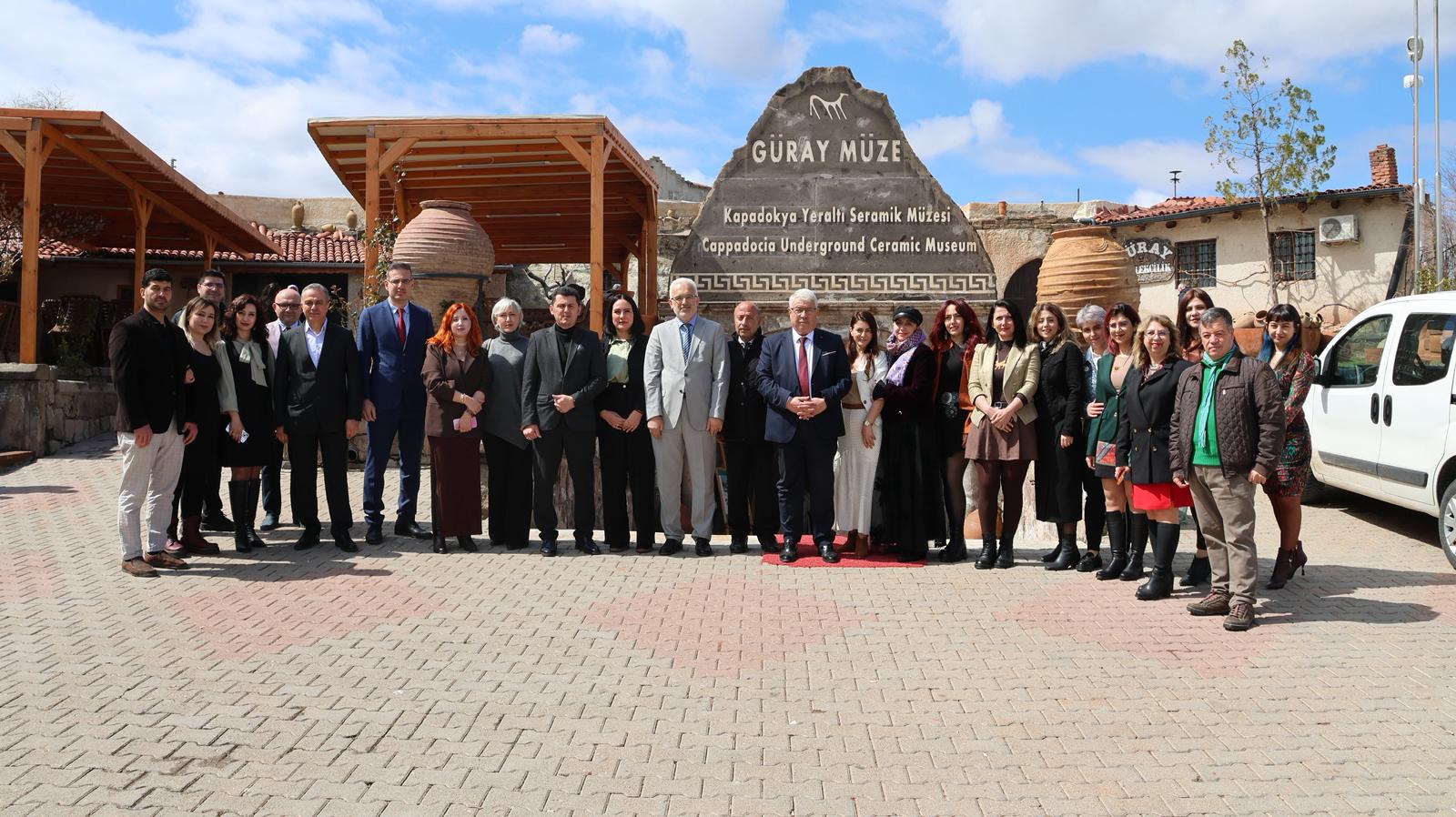 “Avanos’ta ‘Anadolu Medeniyetleri’ Temalı Resim Sergisi Açıldı”