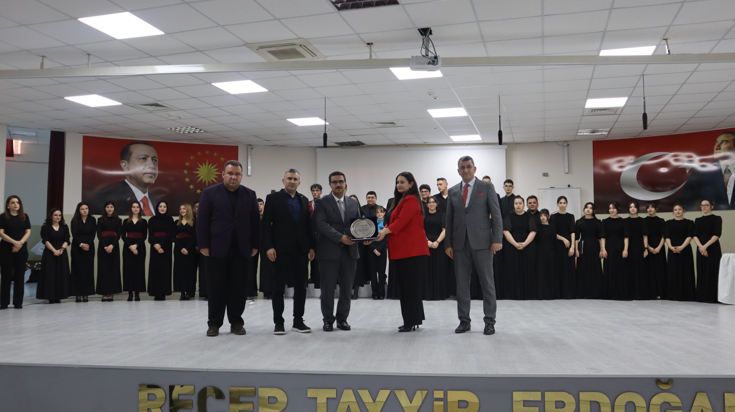 Nevşehir’de “15 Temmuz” Temalı Koro Yarışması Bölge Finali Yapıldı