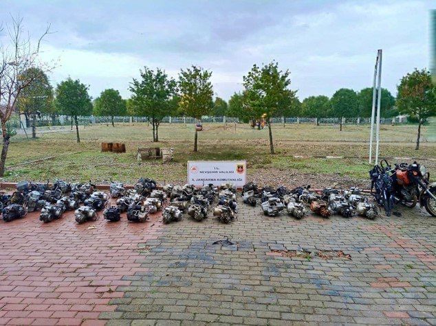 Nevşehir’de Şase Numarası Silinmiş Motosikletlere Jandarma Operasyonu