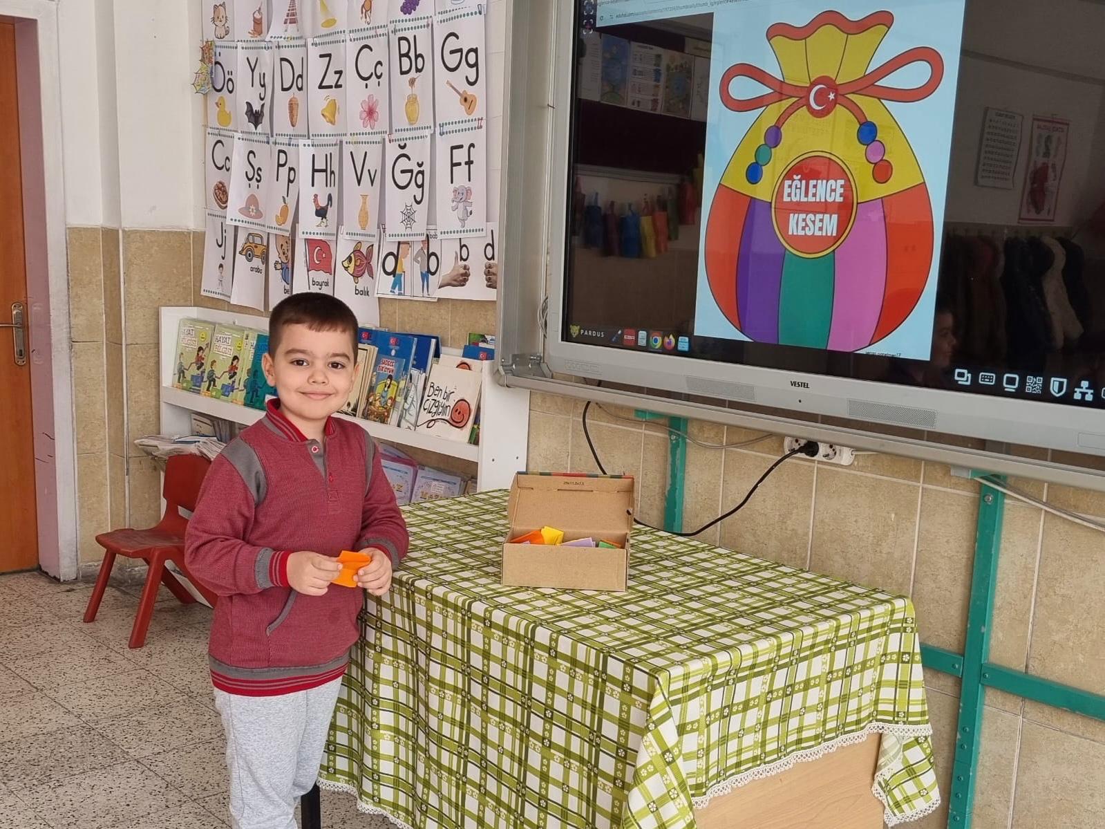 “Maarifin Kalbinde Çocuk” Etkinlikleri Okullarda Coşkuyla Sürüyor