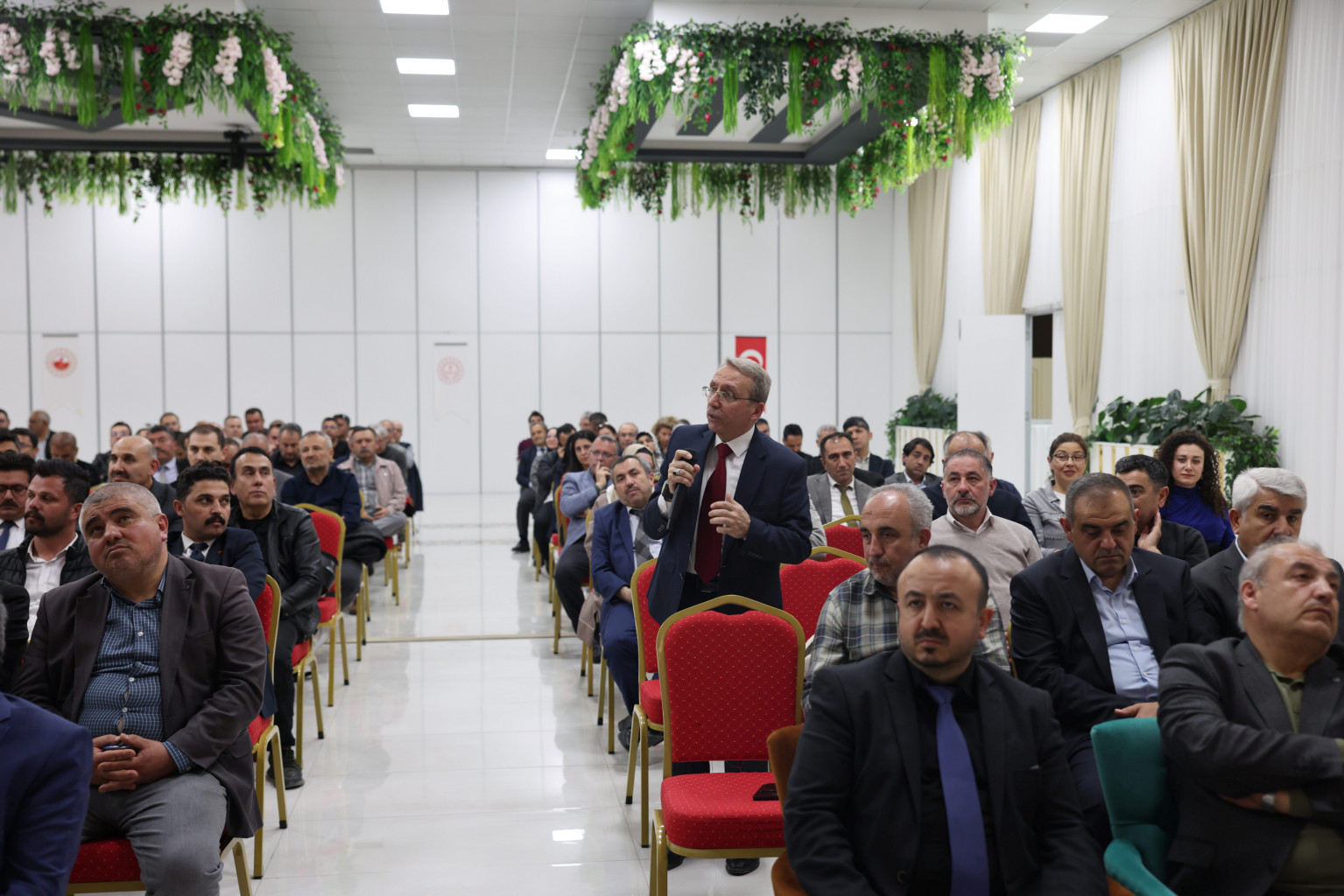 “Kimliğin İnşası: NEVÜ Rektörü Aktekin’den Maariften Kültüre Vizyoner Mesajlar”